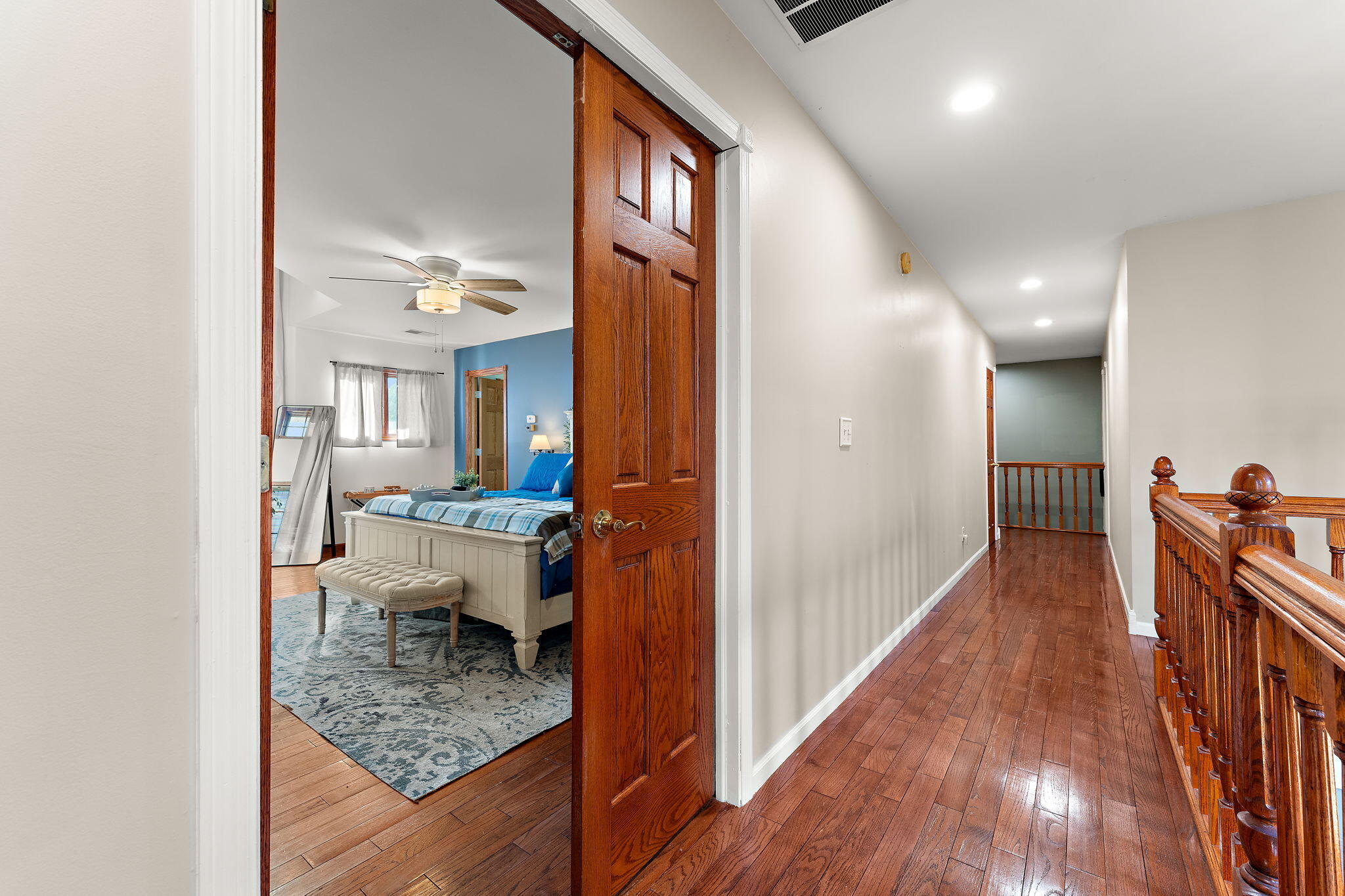 Valparaiso, Indiana 46385, United States, 5 Bedrooms Bedrooms, ,5 BathroomsBathrooms,Residential,Active,231073