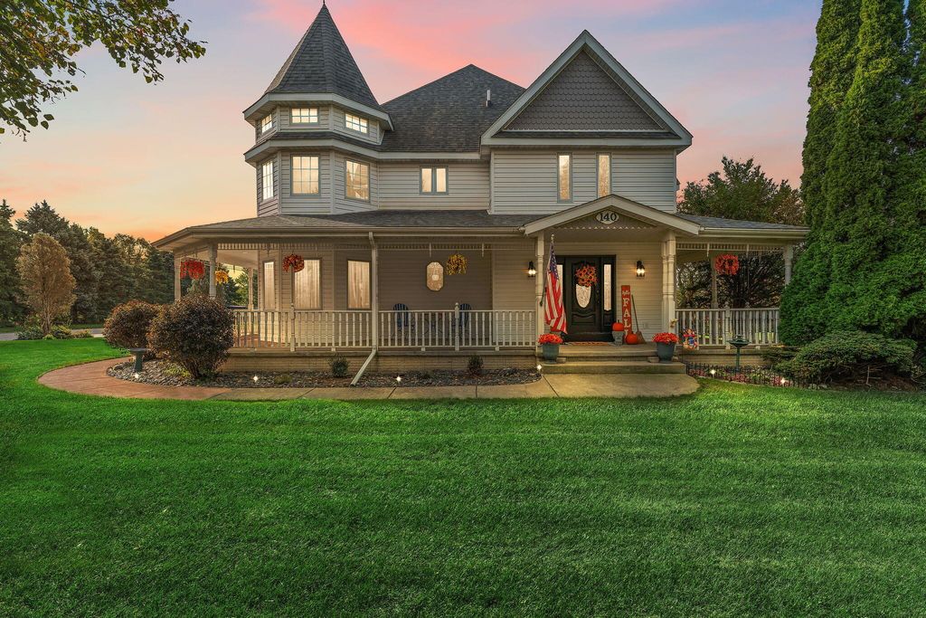 Photo of 140 Kinsale Avenue, Valparaiso, IN 46385 (MLS # 829642)