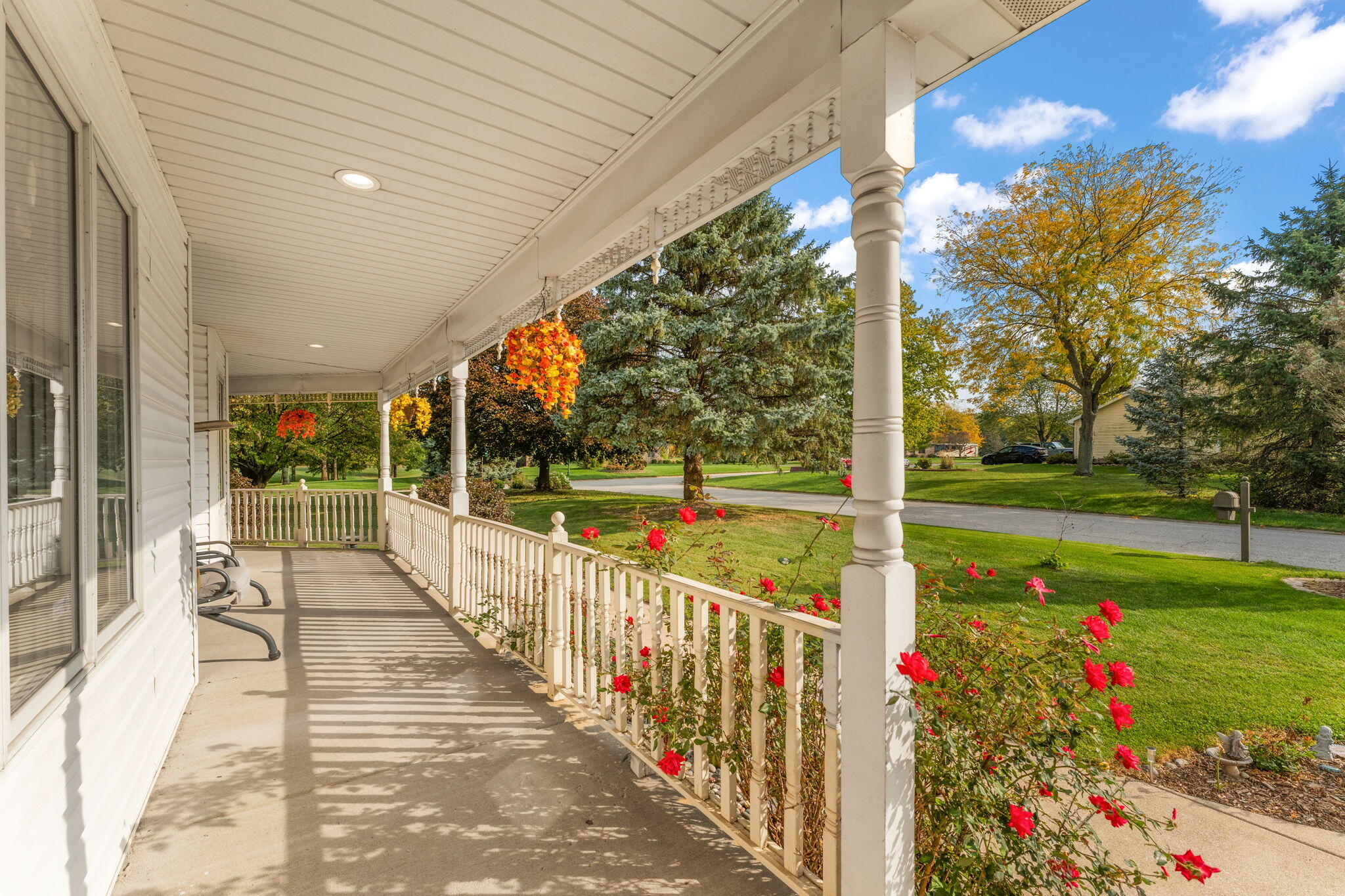 Valparaiso, Indiana 46385, United States, 5 Bedrooms Bedrooms, ,5 BathroomsBathrooms,Residential,Active,231073