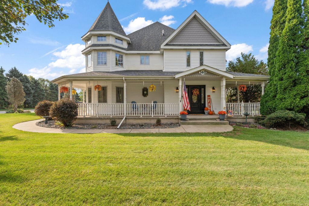 Photo of 140 Kinsale Avenue, Valparaiso, IN 46385 (MLS # 829642)