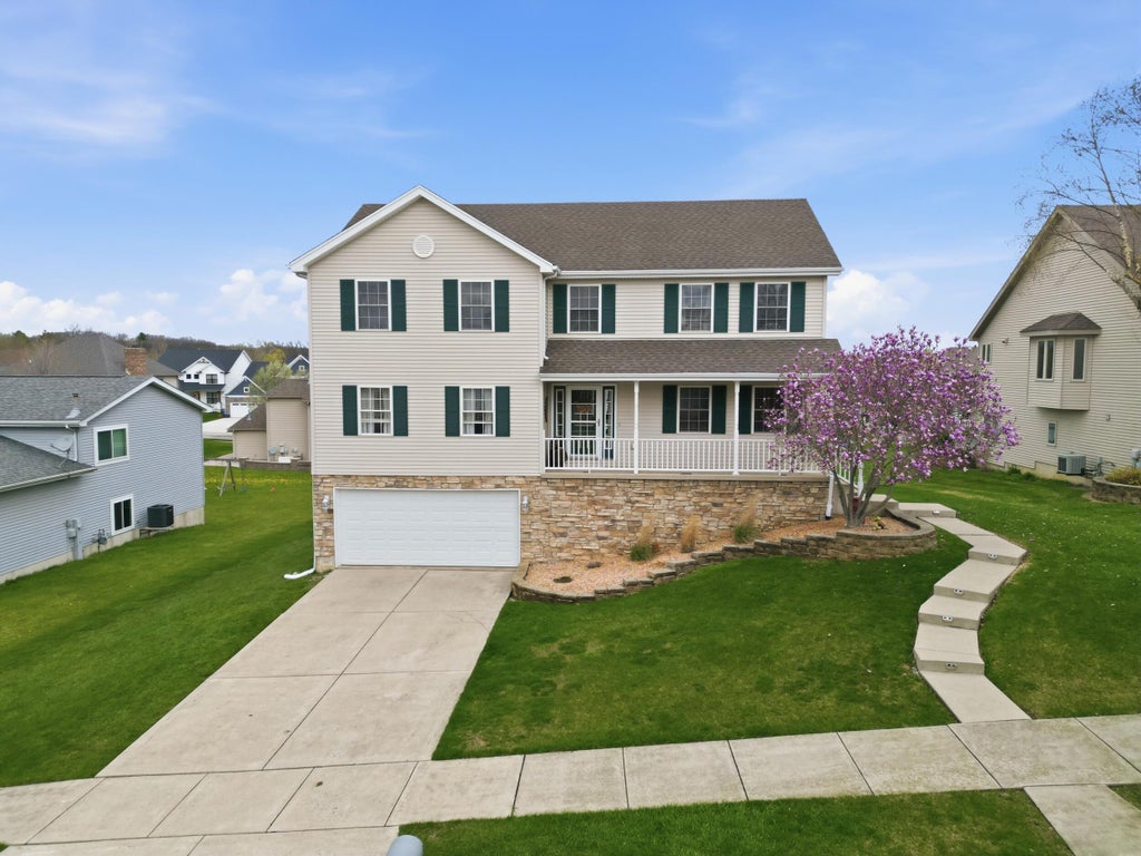 Photo of 340 W 126th Place, Crown Point, IN 46307 (MLS # 846042)