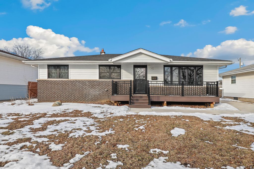 Photo of 9210 Woodward Avenue, Highland, IN 46322 (MLS # 833932)