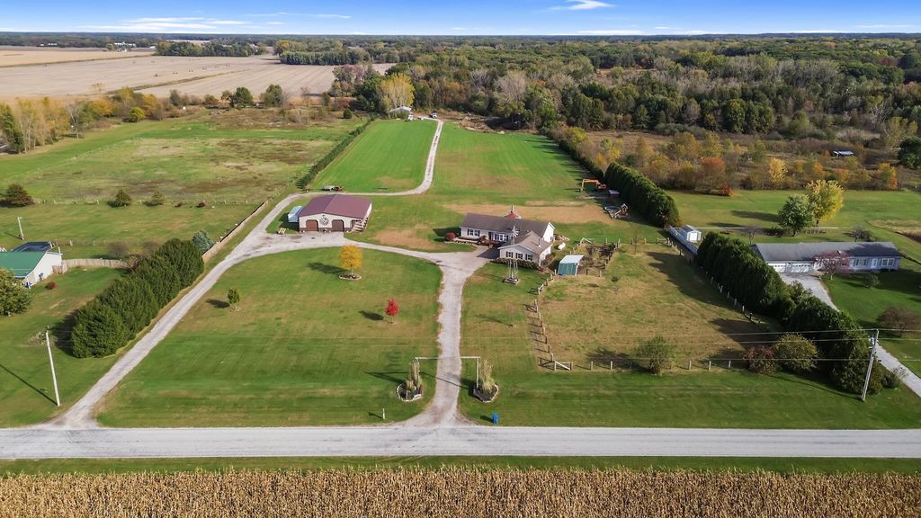 Photo of 7459 N 100 W, Rensselaer, IN 47978 (MLS # 829926)