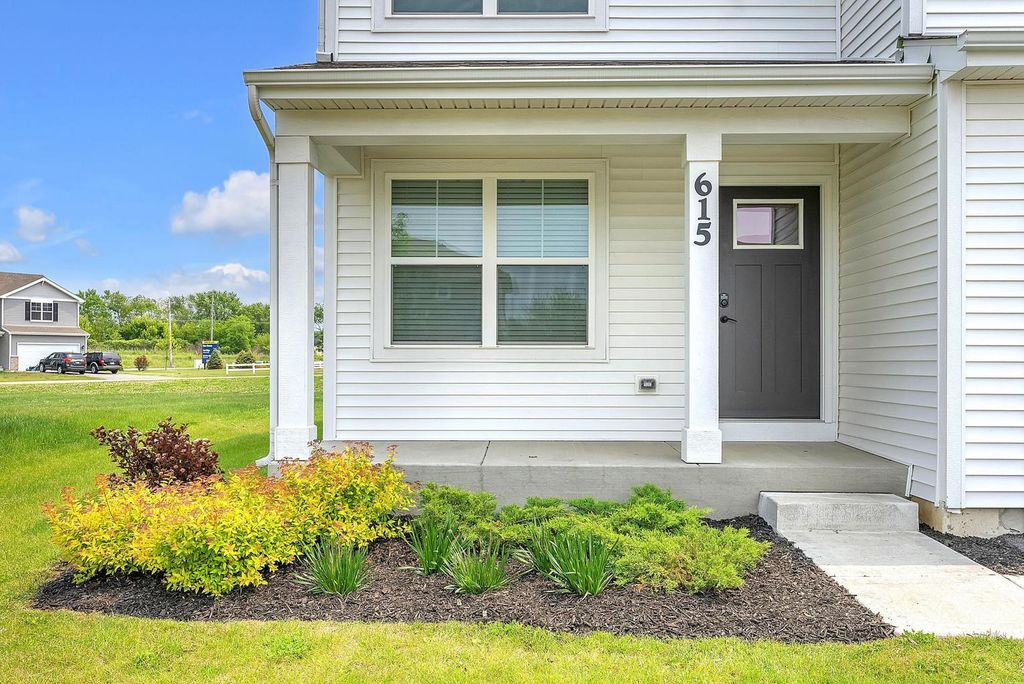 Photo of 615 Ensign Place, Hebron, IN 46341 (MLS # 838687)