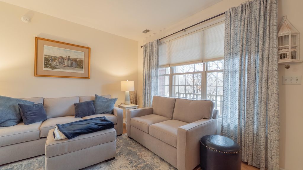 Photo of 2898 Cambridge Way, Highland, IN 46322 (MLS # 832639)