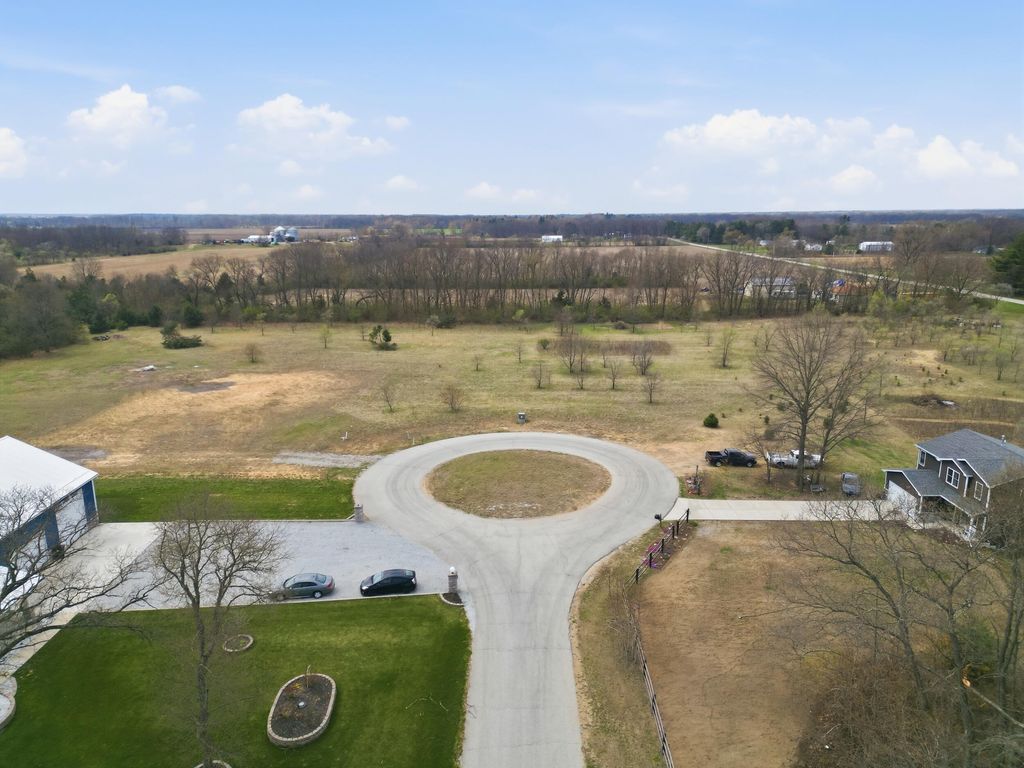 Photo of 940 N, Lake Village, IN 46349 (MLS # 836993)