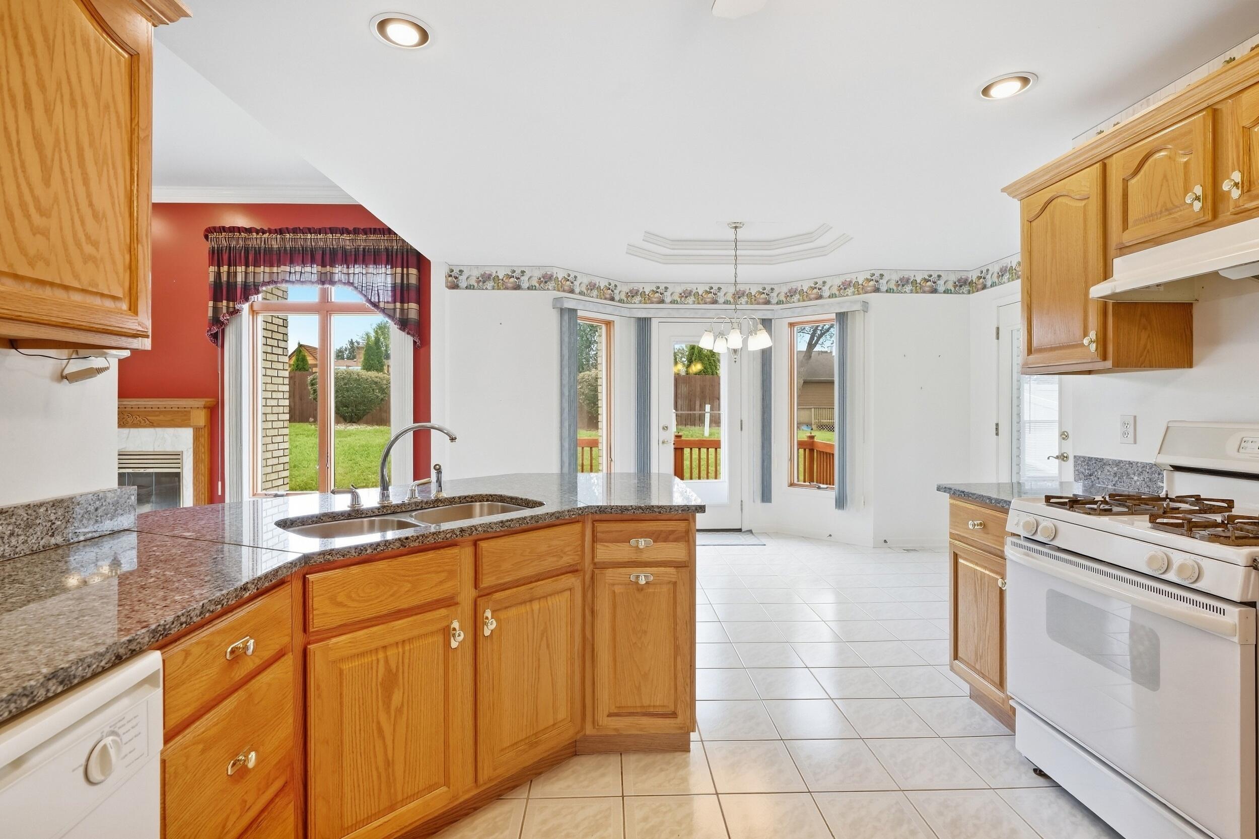 2636 Lancelot Lane