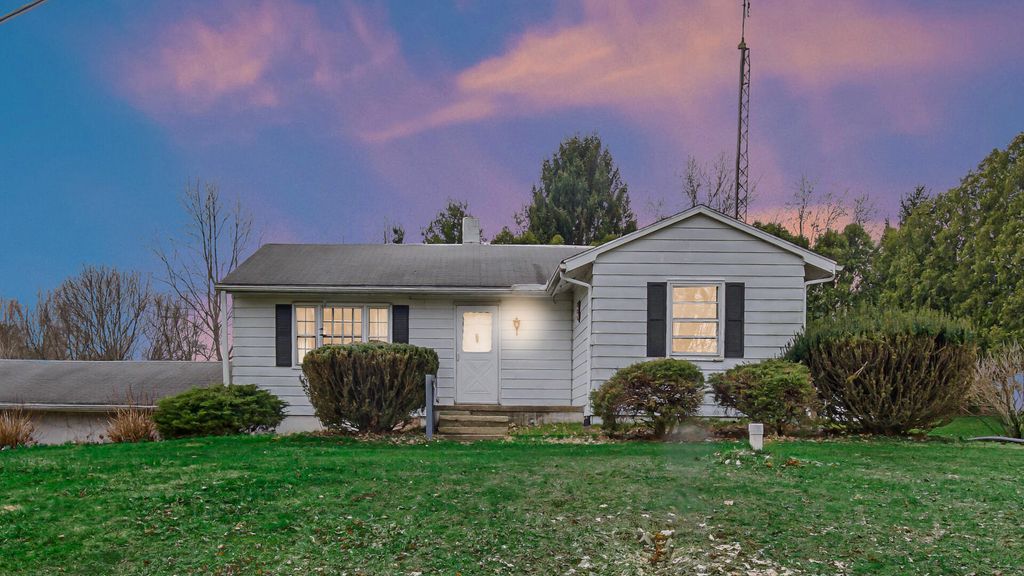 Photo of 1244 E 1000 N, La Porte, IN 46350 (MLS # 835551)