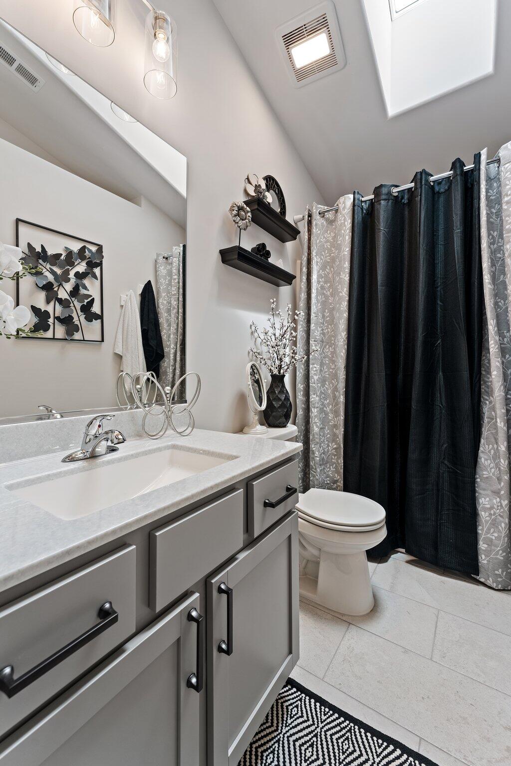 Crown Point, Indiana 46307, United States, 4 Bedrooms Bedrooms, ,3 BathroomsBathrooms,Residential,Active,58373