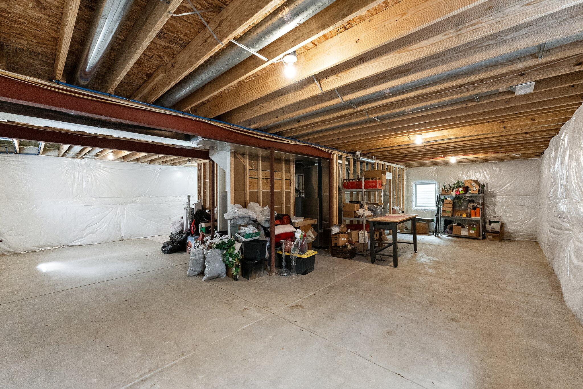 Crown Point, Indiana 46307, United States, 4 Bedrooms Bedrooms, ,3 BathroomsBathrooms,Residential,Active,58373