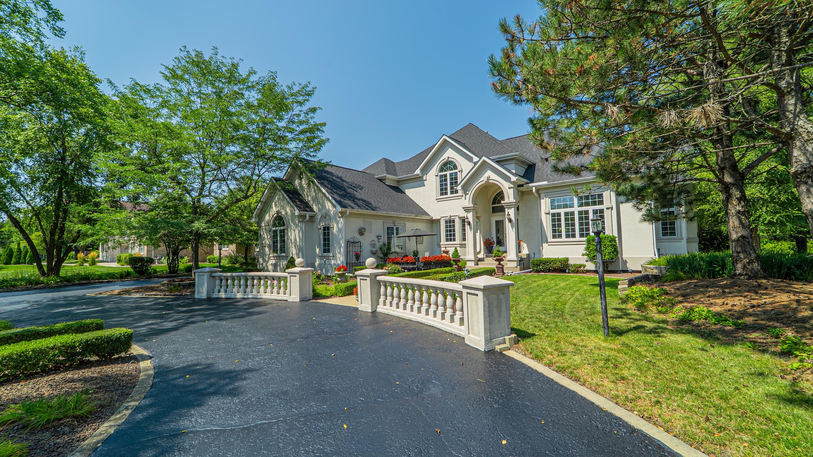 836 Royal Dublin Lane