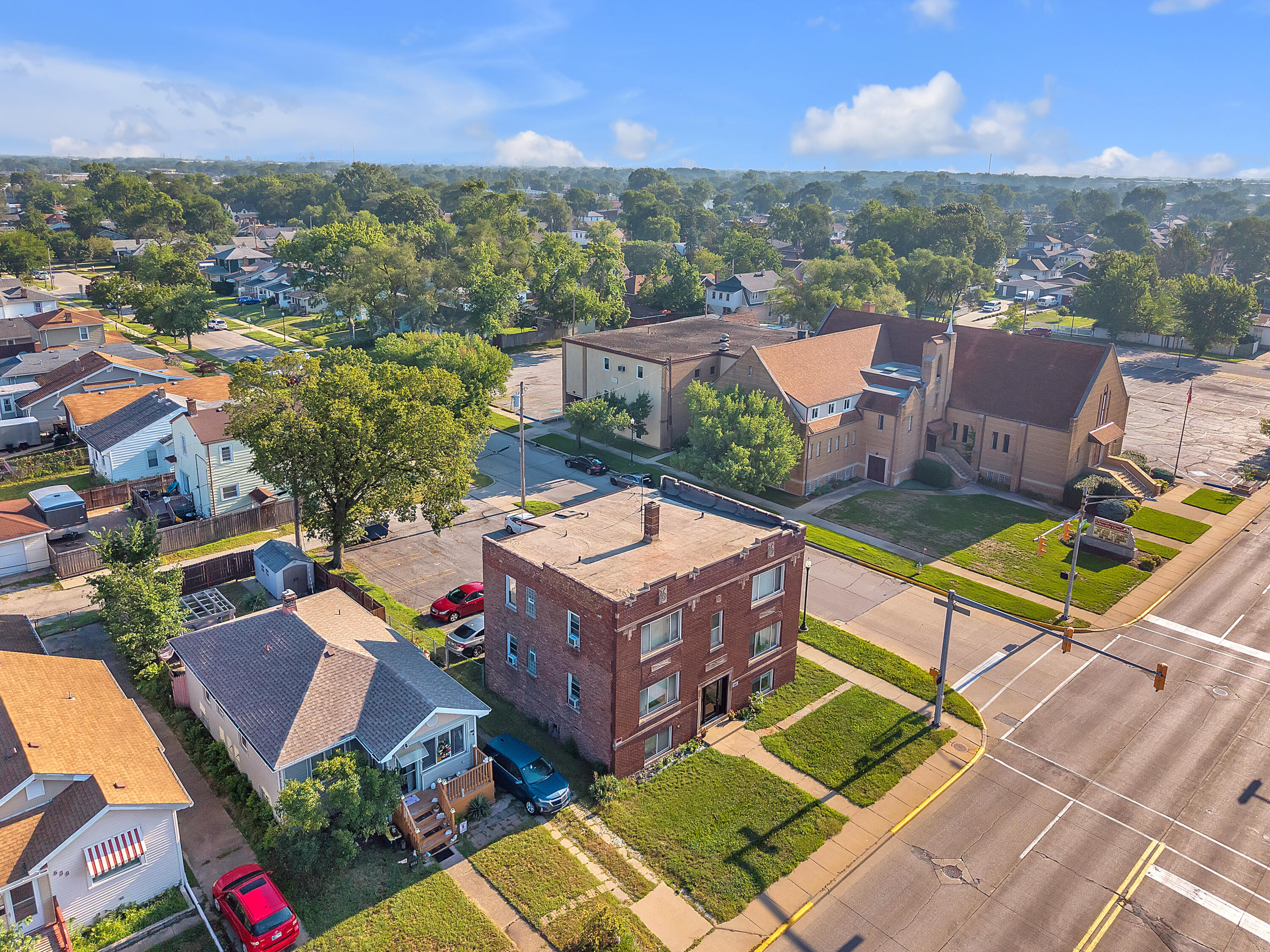 545 E 165th Street