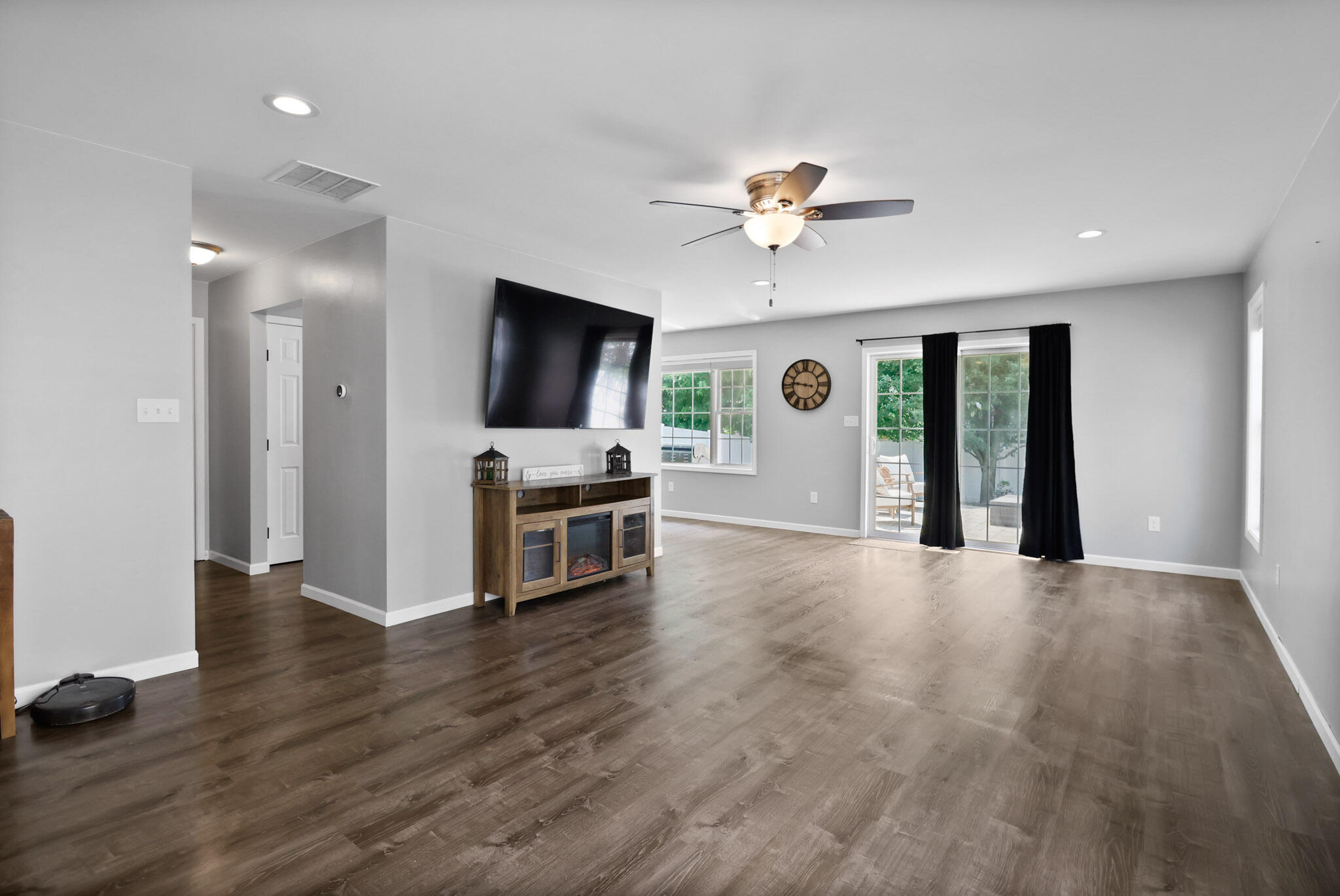 6685 W 158th Place