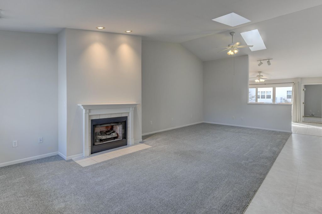 Photo of 1647 Dogwood Drive, Crown Point, IN 46307 (MLS # 835642)