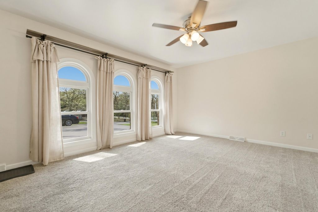 Photo of 11917 N 470 E #6, DeMotte, IN 46310 (MLS # 838259)