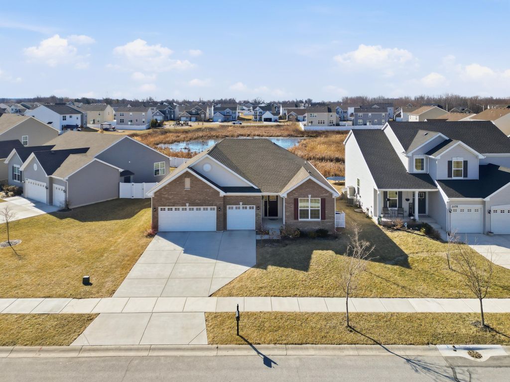 Photo of 2215 E 109th Place, Crown Point, IN 46307 (MLS # 834853)