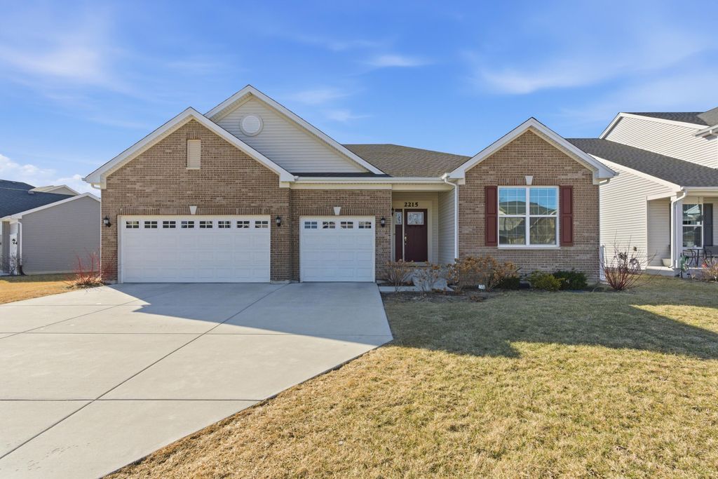 Photo of 2215 E 109th Place, Crown Point, IN 46307 (MLS # 834853)