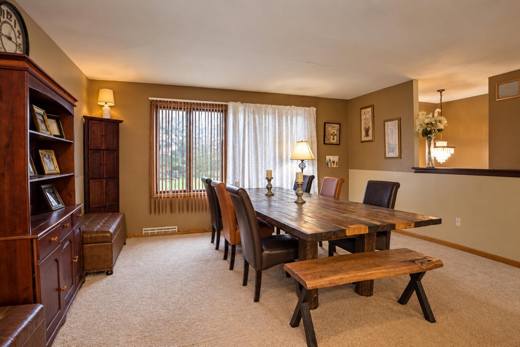 Photo of 311 W 40th Lane, Griffith, IN 46319 (MLS # 846489)