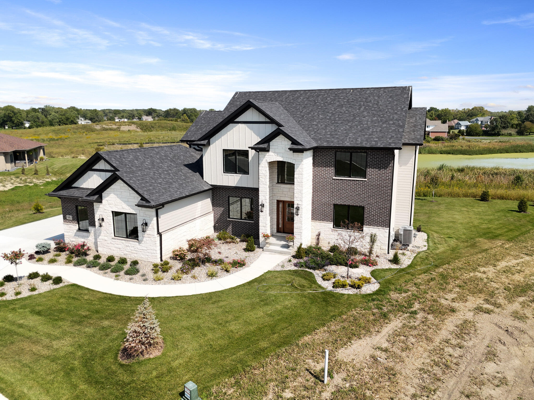 515 Meadow Brooke Lane