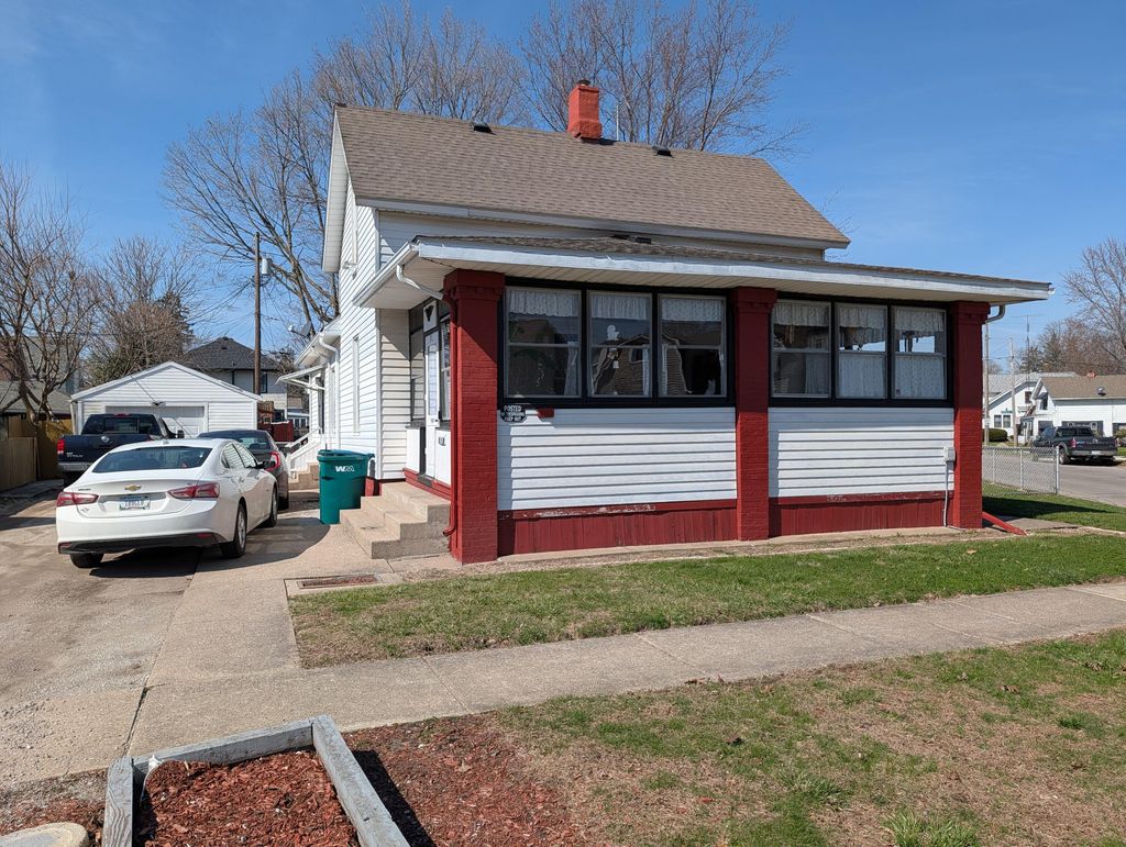 Photo of 101 Clayton Street, La Porte, IN 46350 (MLS # 836150)