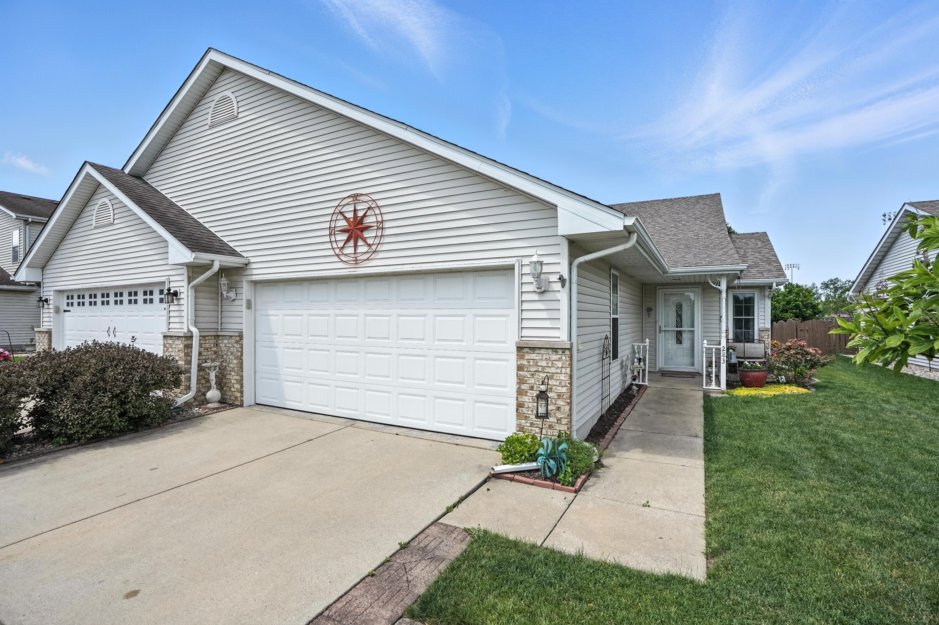 283 N Heather Lane