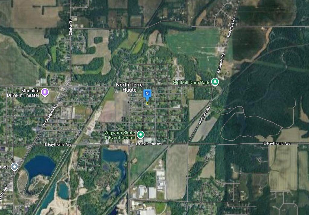 Photo of 3901 E Phillips Avenue, Terre Haute, IN 47805 (MLS # 832054)