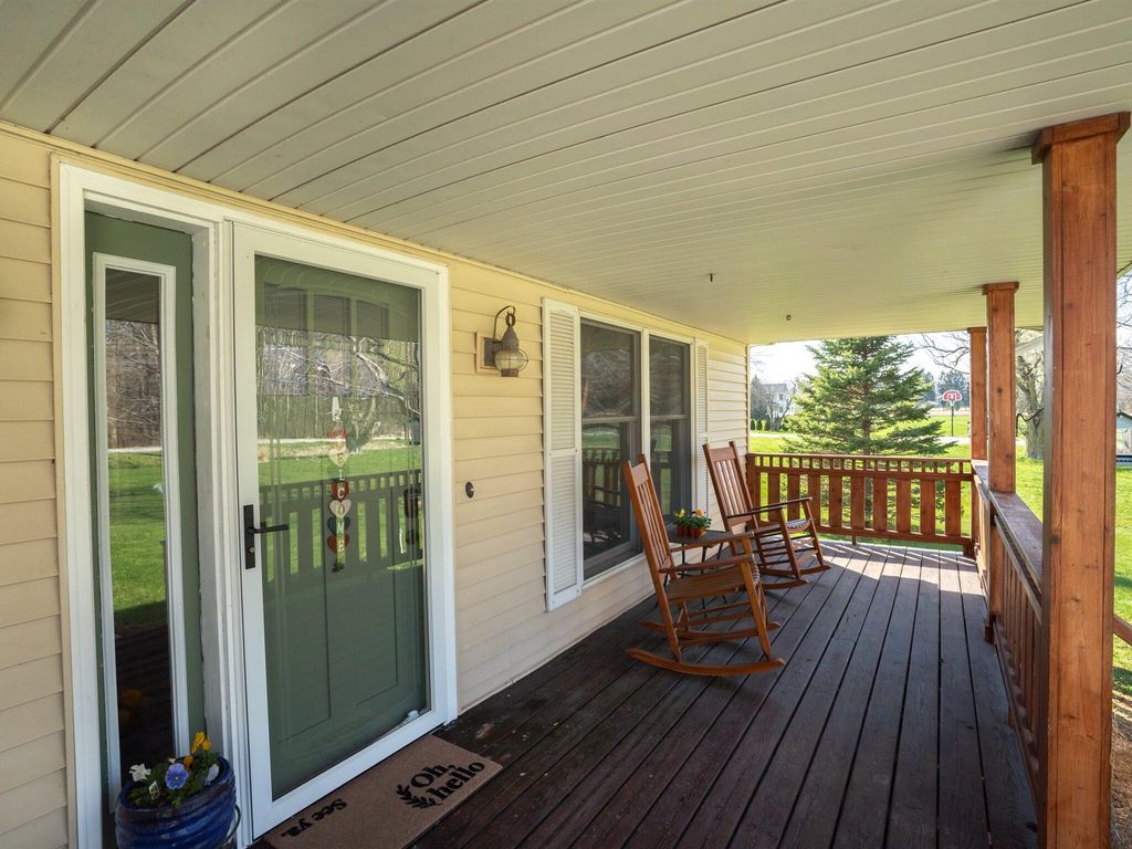 Photo of 893 Pearson Road, Chesterton, IN 46304 (MLS # 836630)