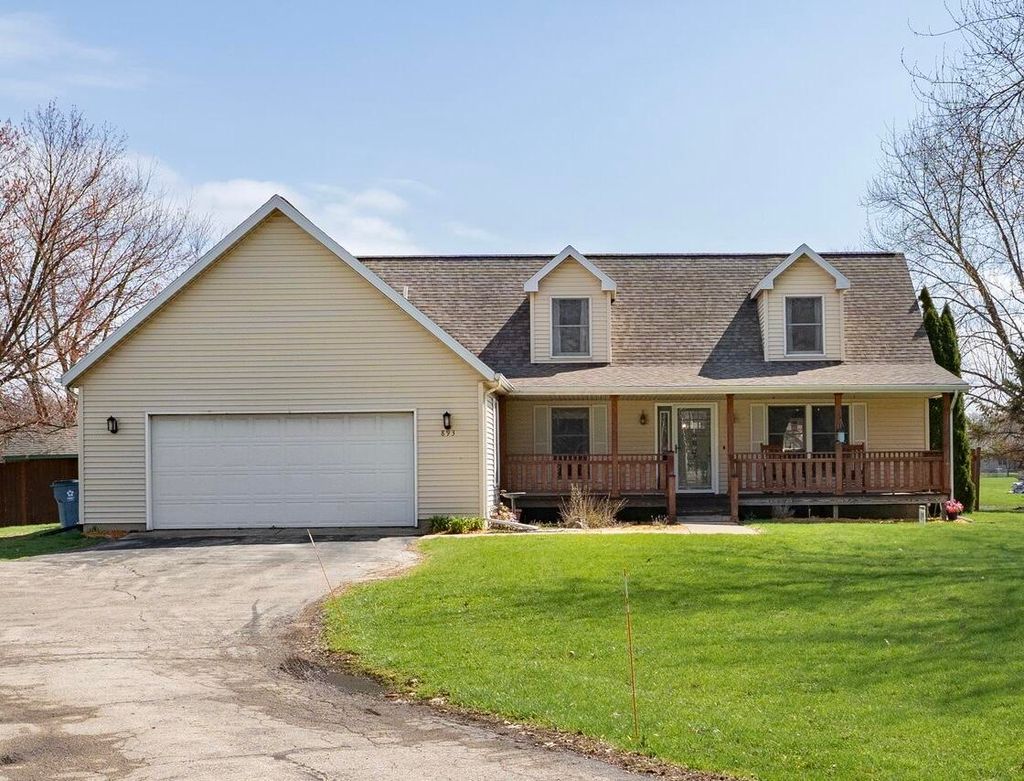 Photo of 893 Pearson Road, Chesterton, IN 46304 (MLS # 836630)