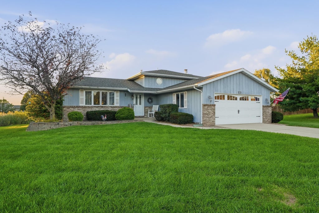 Photo of 9765 W 135th Place, Cedar Lake, IN 46303 (MLS # 846477)