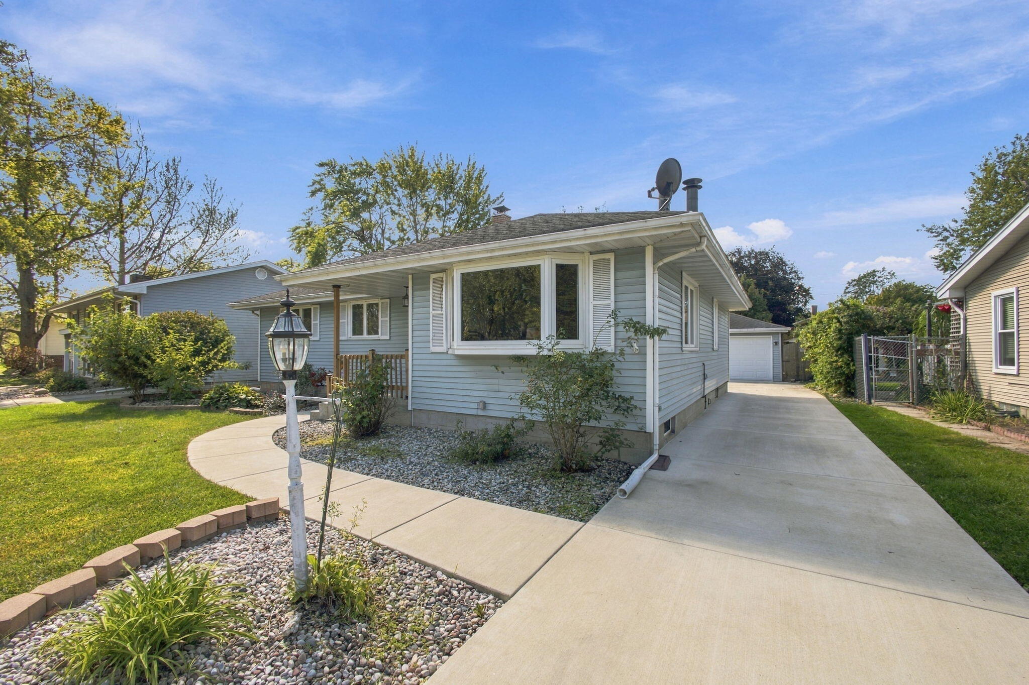9502 Fran-lin Parkway