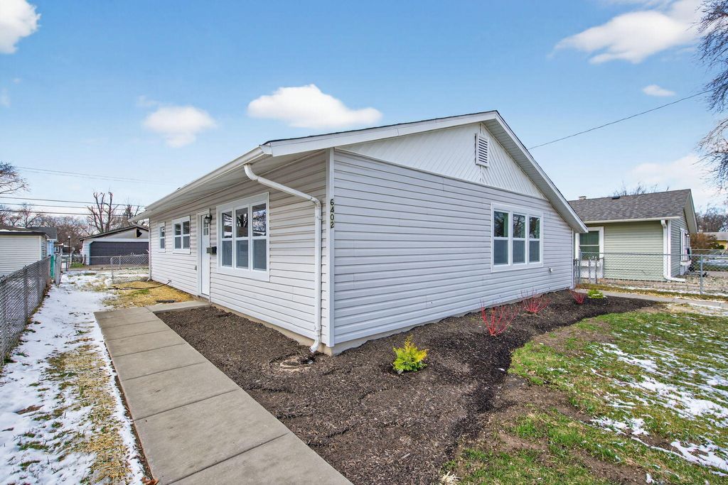 Photo of 6402 New Hampshire Avenue, Hammond, IN 46323 (MLS # 835593)