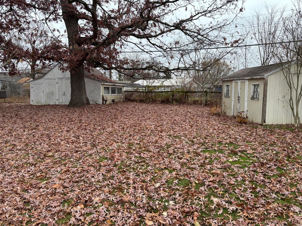 Photo of 709 Governor Road, Valparaiso, IN 46385 (MLS # 831351)