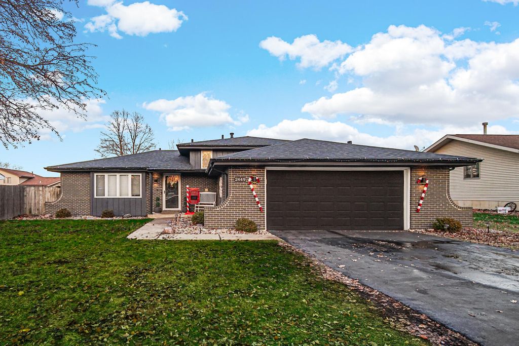 Photo of 2449 Flat Rock Road, Dyer, IN 46311 (MLS # 832153)