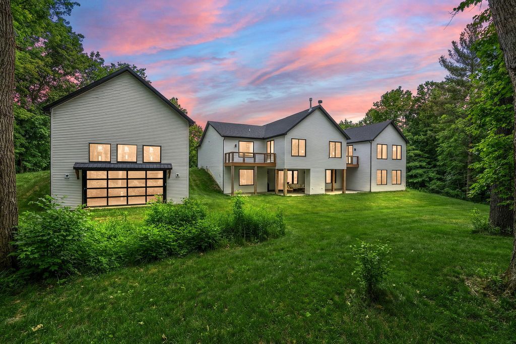 Photo of 151 County Rd 350 W, Valparaiso, IN 46385 (MLS # 839122)