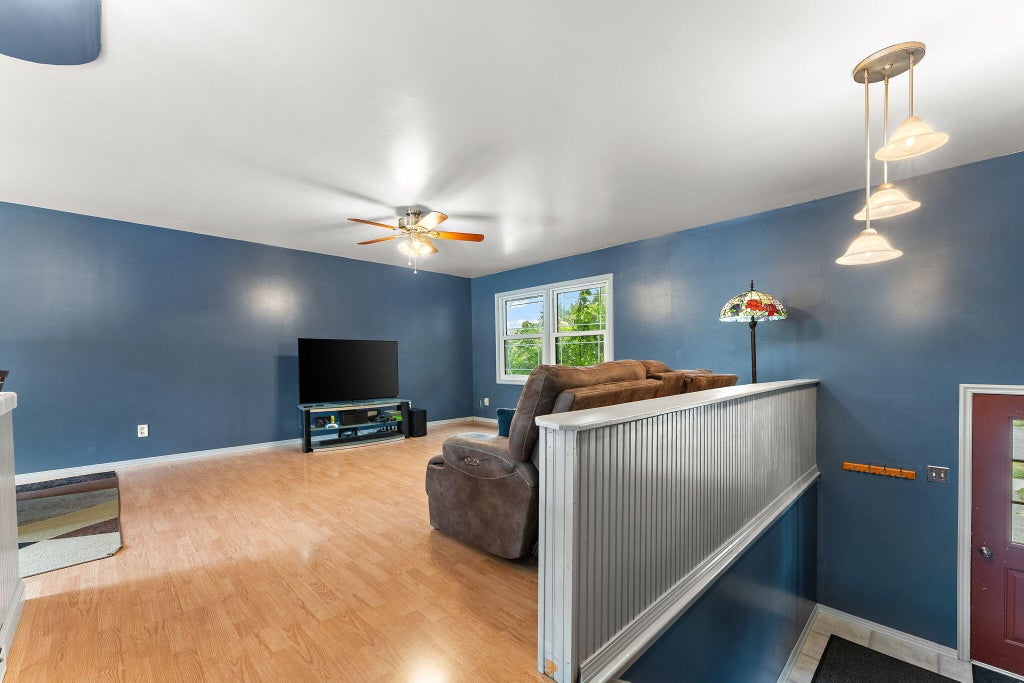 Photo of 806 N Wheeler Street, Griffith, IN 46319 (MLS # 846674)