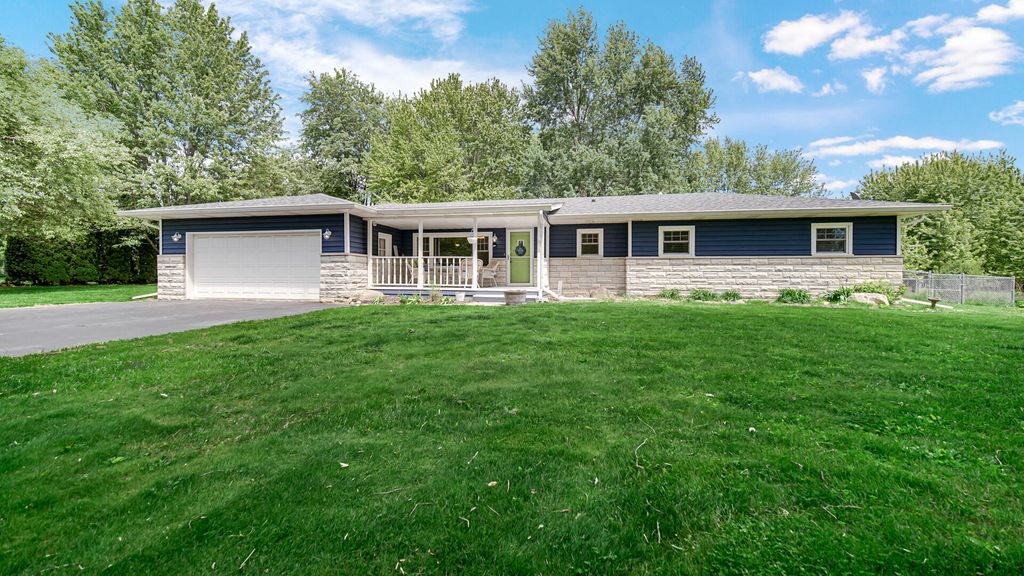 Photo of 6717 N State Road 49, Wheatfield, IN 46392 (MLS # 839024)
