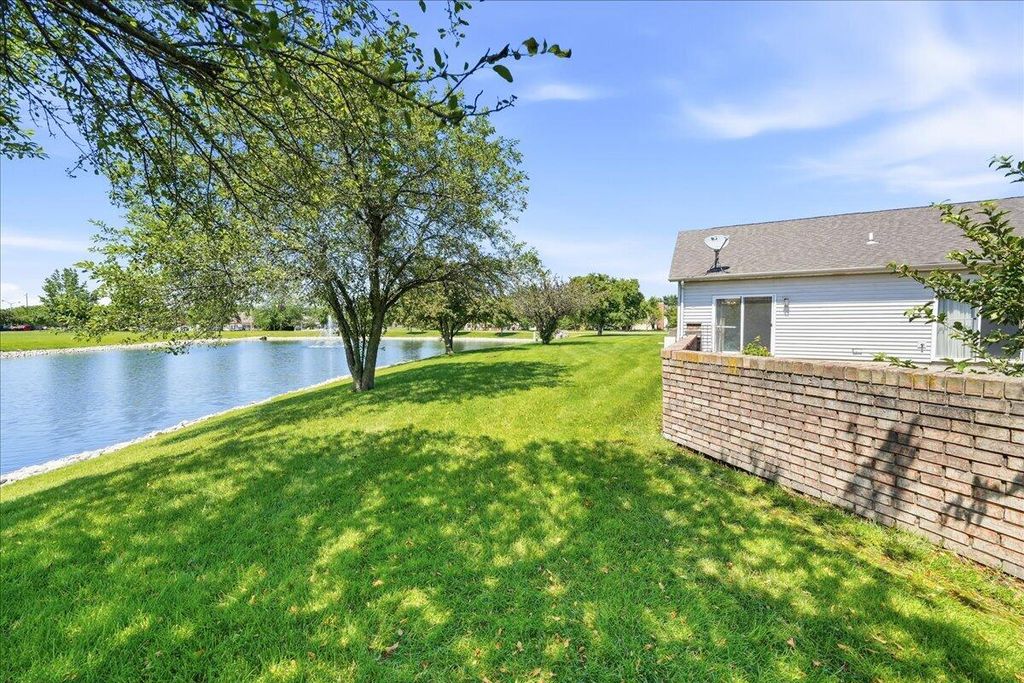 Photo of 1582 Lilac Court, Hobart, IN 46342 (MLS # 841054)