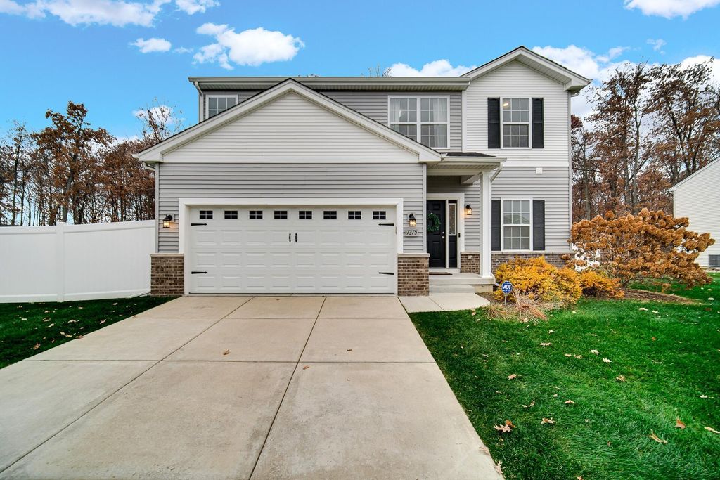 Photo of 7375 E 120th Place, Crown Point, IN 46307 (MLS # 831358)