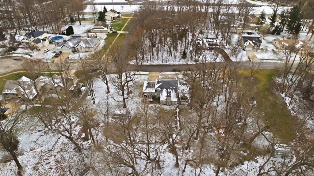 Photo of 2210 E 9th Place, Hobart, IN 46342 (MLS # 835862)