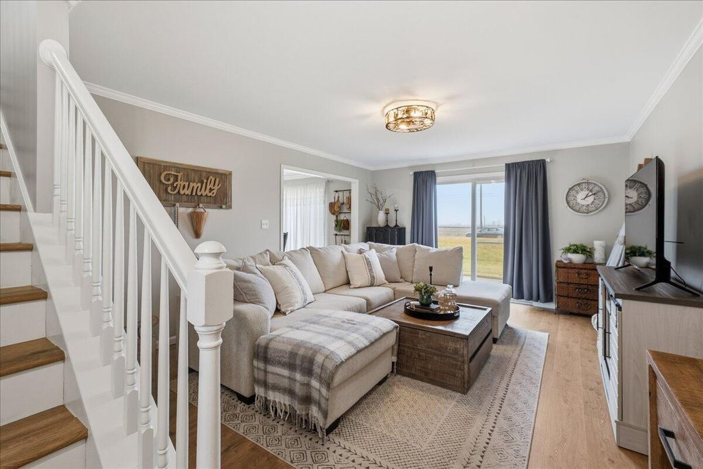 Photo of 3049 Topaz Drive, Hobart, IN 46342 (MLS # 835007)