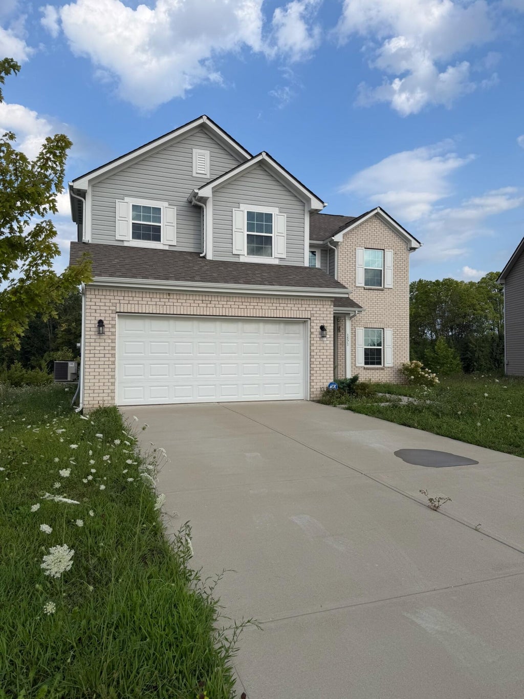 Photo of 1571 N Creekwater Pass Pass, Greenfield, IN 46140 (MLS # 843793)