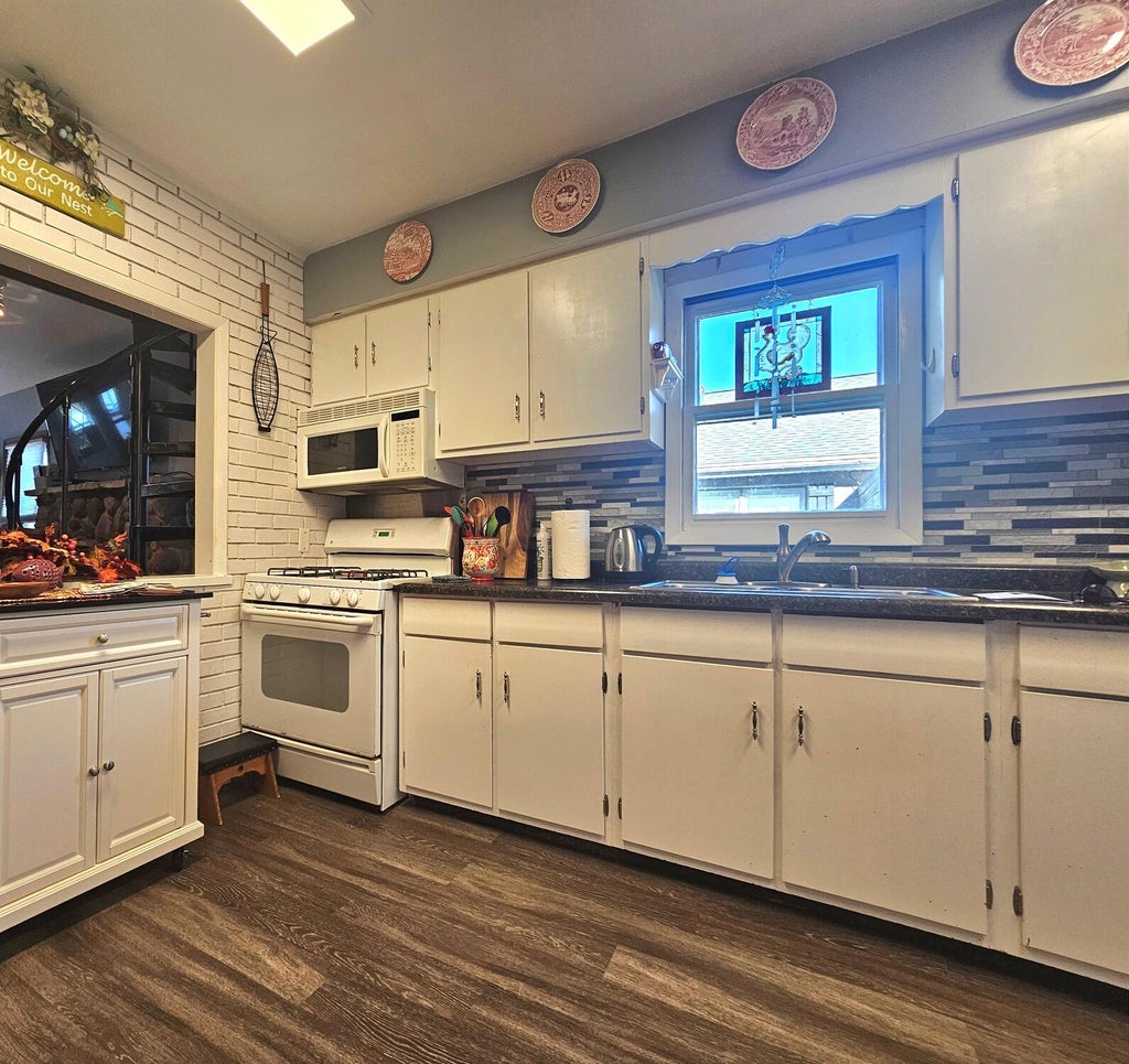 Photo of 3544 S 800 E, Walkerton, IN 46574 (MLS # 847347)