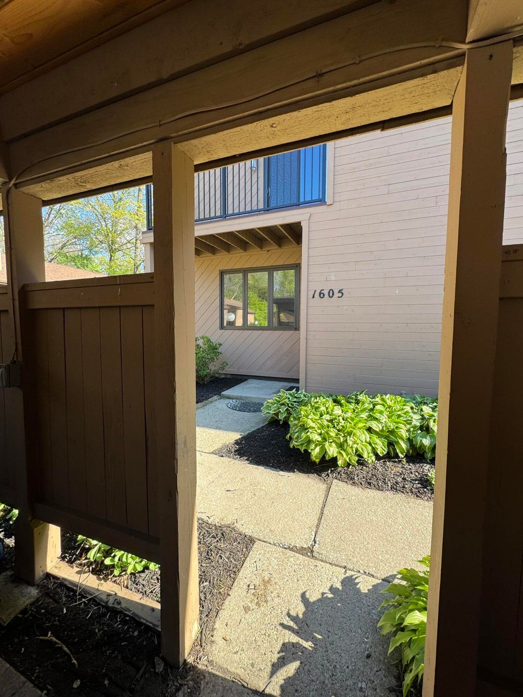 Photo of 1605 Earthstone Drive, Valparaiso, IN 46383 (MLS # 838258)