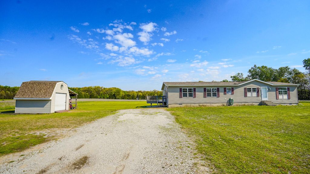 Photo of 2090 W 800 S, North Judson, IN 46366 (MLS # 839431)
