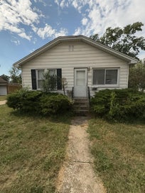2840 Fayette Street Lake Station IN 46405