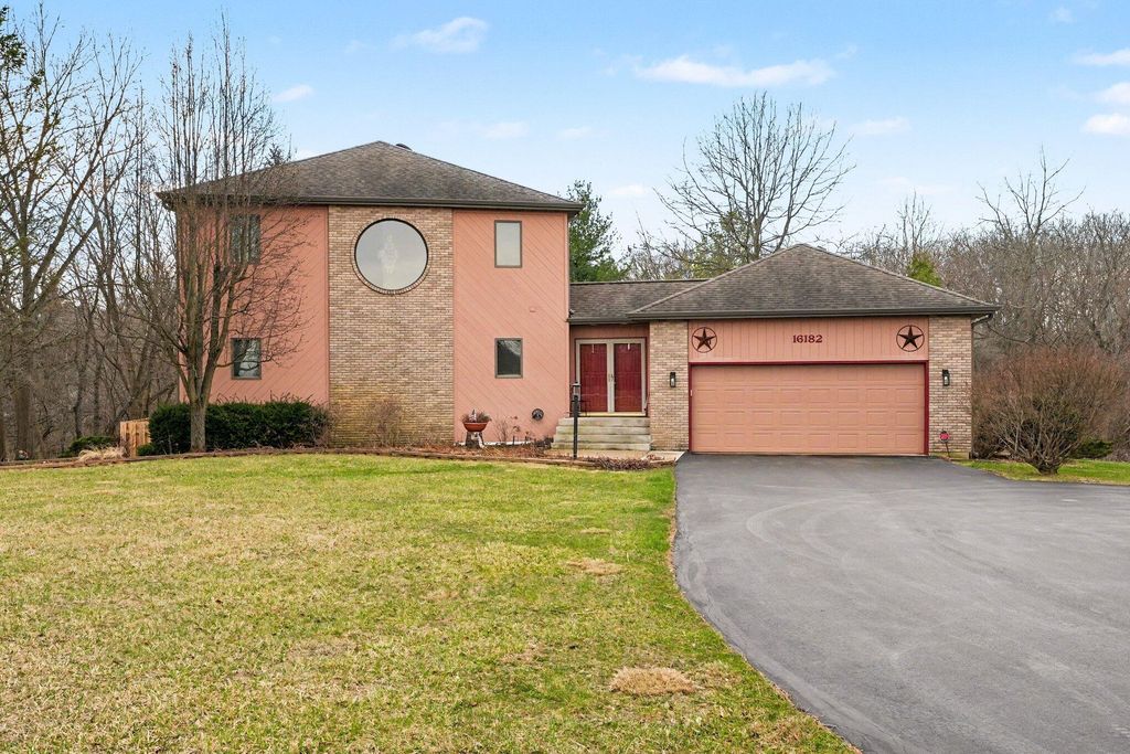 Photo of 16182 Lakewood Street, Lowell, IN 46356 (MLS # 836250)