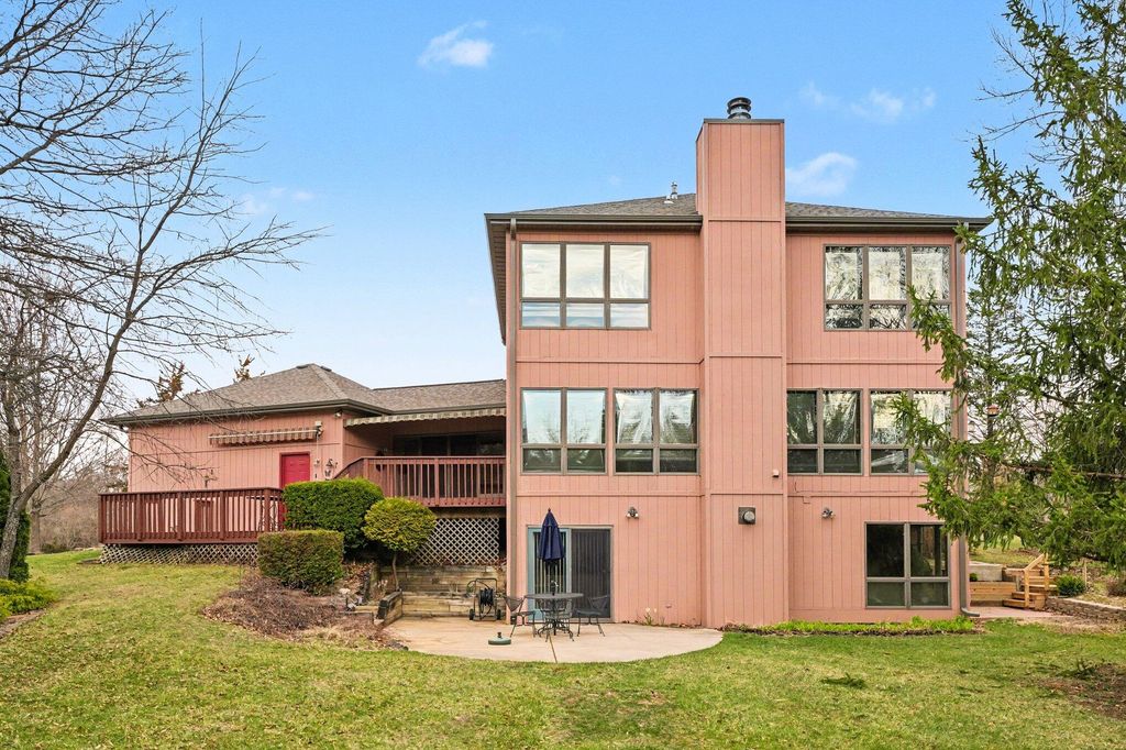 Photo of 16182 Lakewood Street, Lowell, IN 46356 (MLS # 836250)