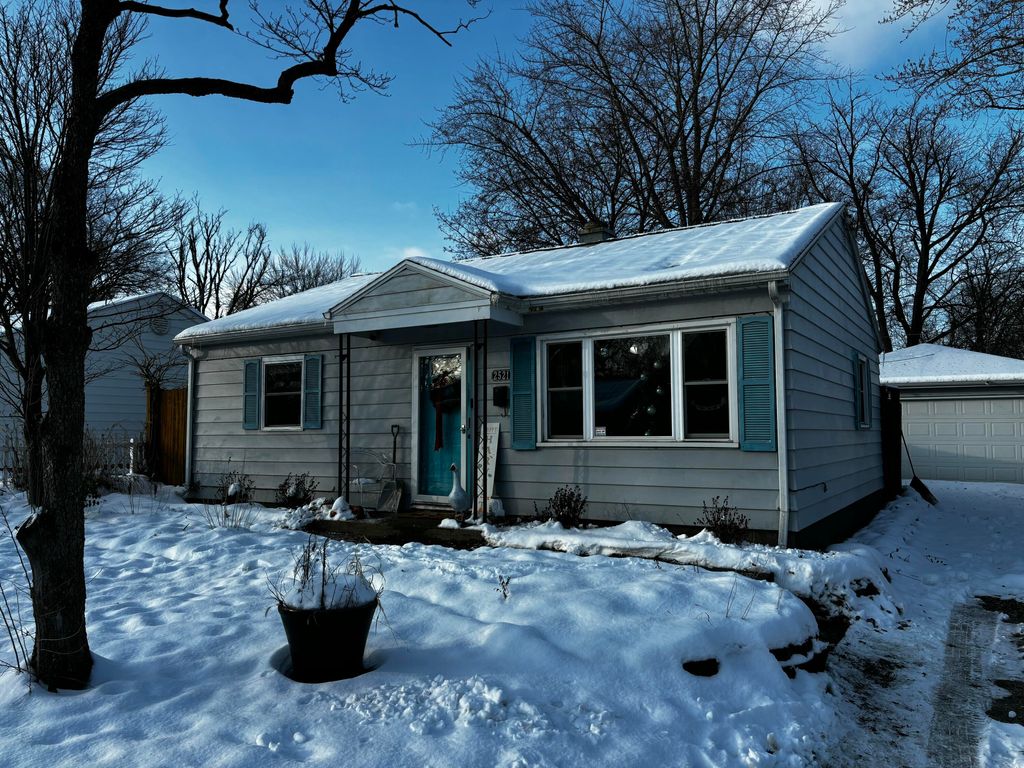 Photo of 2521 Buffalo Street, Michigan City, IN 46360 (MLS # 831806)
