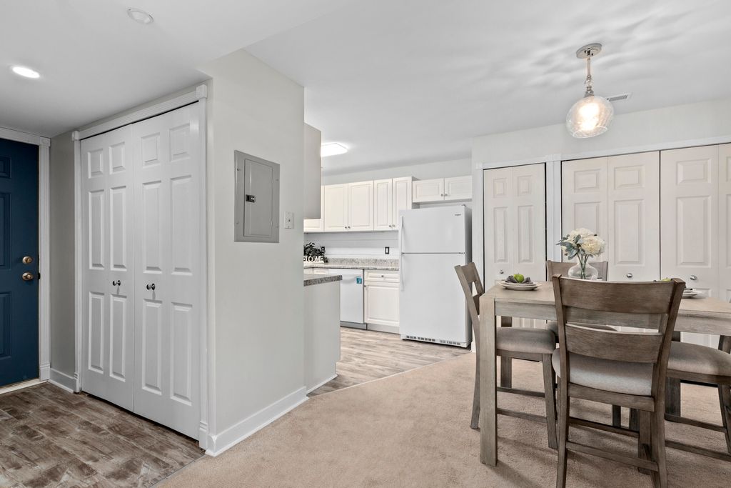 Photo of 400 Sturdy Road #5b, Valparaiso, IN 46383 (MLS # 841310)