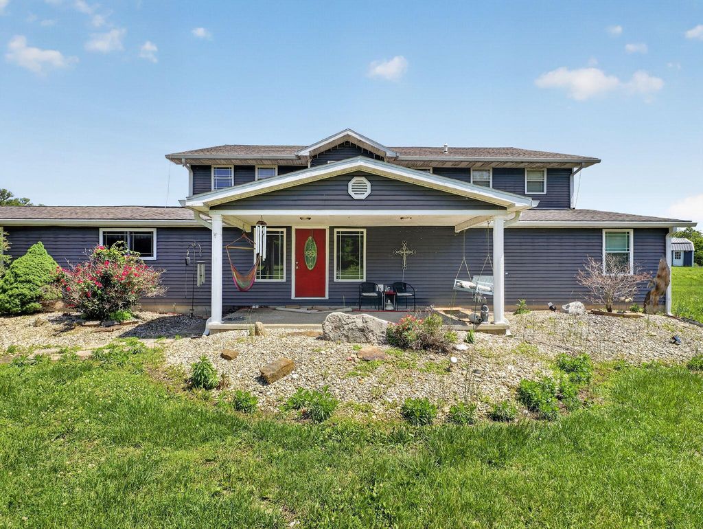 Photo of 1804 N Prullage Road, Vincennes, IN 47591 (MLS # 838814)